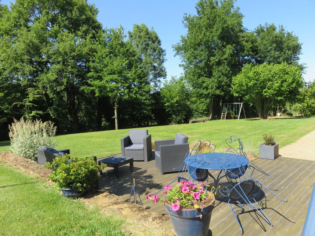 Moitron-sur-Sarthe Les Quatre Saisons B&B 외부 사진