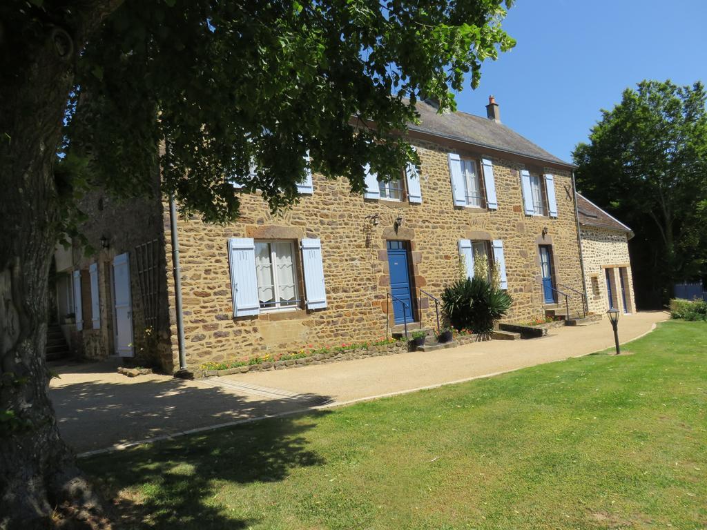 Moitron-sur-Sarthe Les Quatre Saisons B&B 외부 사진